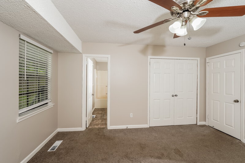 1,570/Mo, 1100 Westchester Pkwy Birmingham, AL 35214 Main Bedroom View