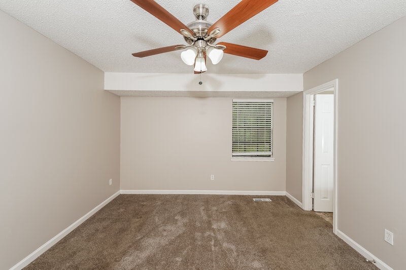 1,570/Mo, 1100 Westchester Pkwy Birmingham, AL 35214 Main Bedroom View 2