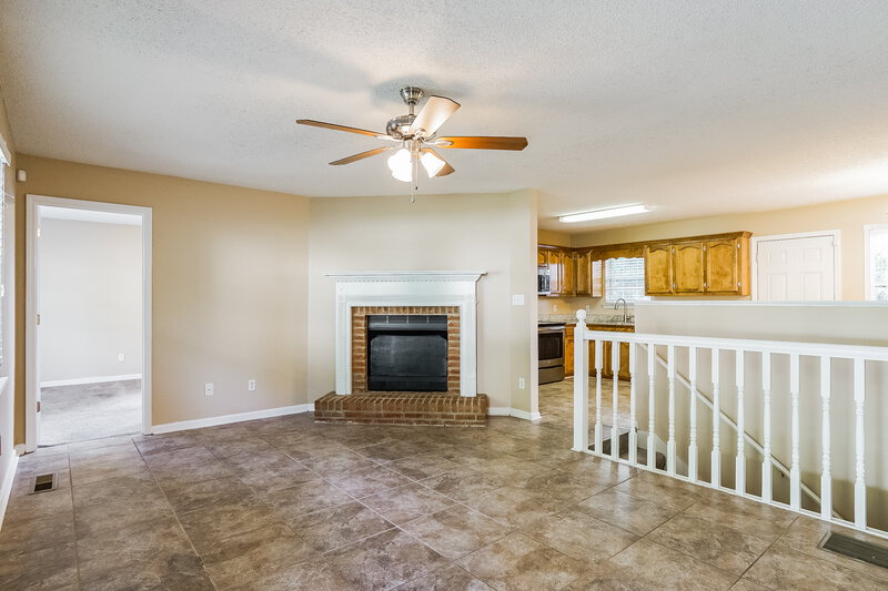 1,675/Mo, 1812 Molly Ln Birmingham, AL 35235 Living Room View