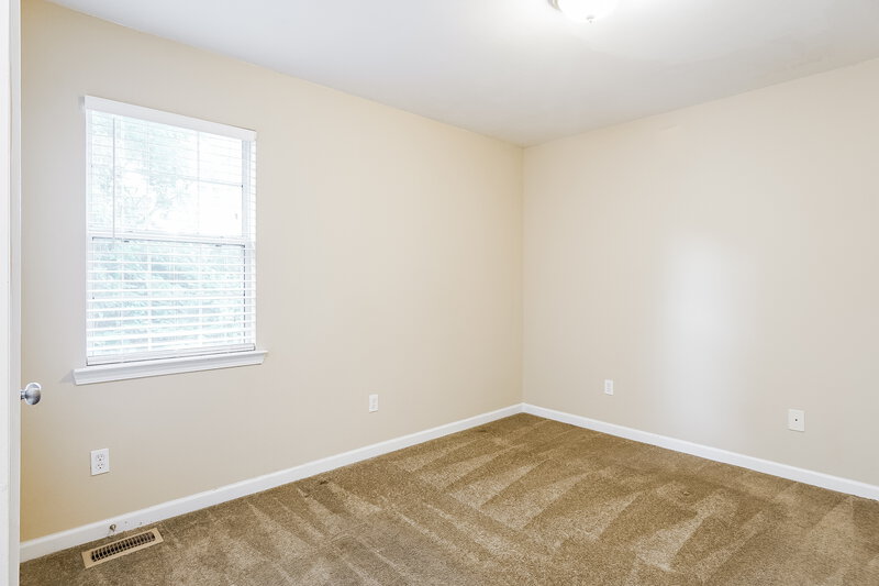 1,675/Mo, 1812 Molly Ln Birmingham, AL 35235 Bedroom View 2