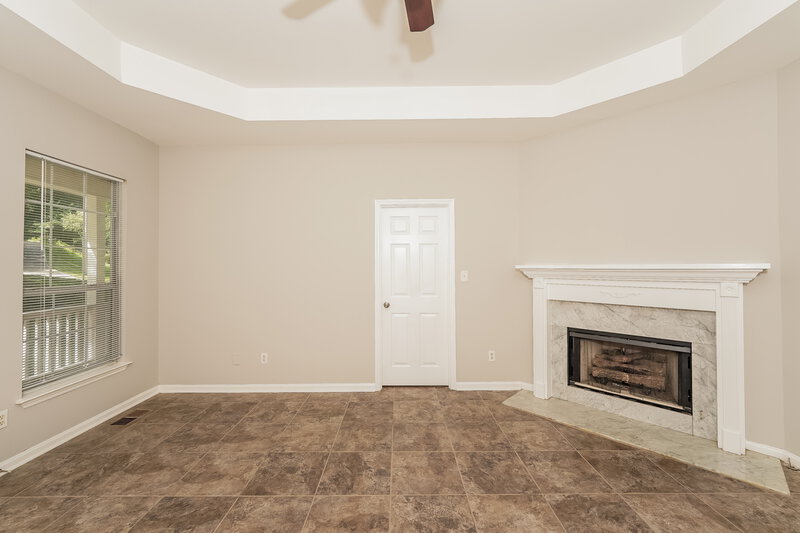 1,585/Mo, 3405 Crosscreek Circle Trussville, AL 35173 Living Room View 2