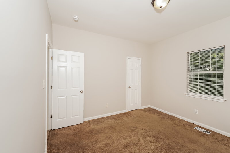 1,585/Mo, 3405 Crosscreek Circle Trussville, AL 35173 Main Bedroom View