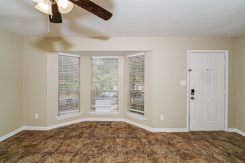 2,040/Mo, 1416 Maralyn Dr Birmingham, AL 35235 Living Room View