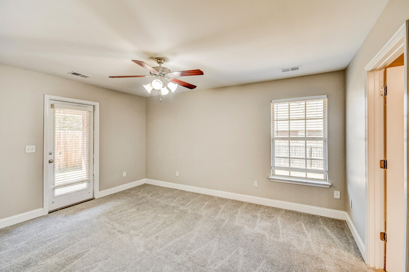 1,640/Mo, 2067 Edgewood Dr Moody, AL 35004 Main Bedroom View