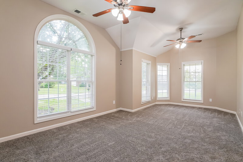 1,810/Mo, 1061 Village Trail Calera, AL 35040 Main Bedroom View