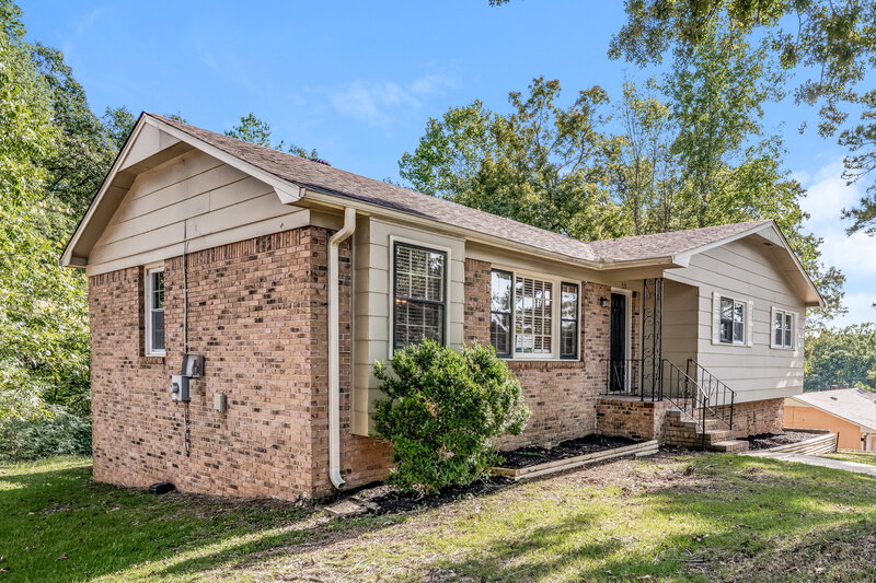 1,410/Mo, 120 Von Dale Dr Birmingham, AL 35215 Front View
