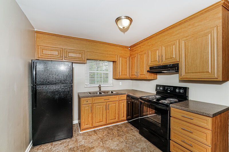 1,410/Mo, 120 Von Dale Dr Birmingham, AL 35215 Kitchen View