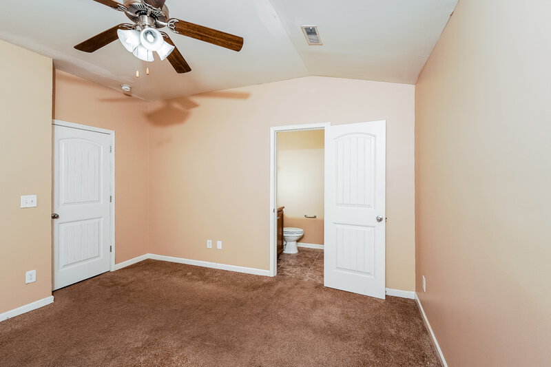 1,330/Mo, 170 Briar Ridge Ln Odenville, AL 35120 Main Bedroom View 2