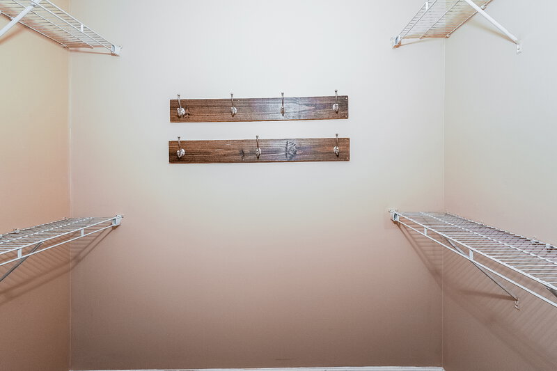 1,330/Mo, 170 Briar Ridge Ln Odenville, AL 35120 Walk In Closet View
