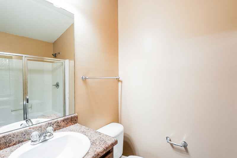 1,330/Mo, 170 Briar Ridge Ln Odenville, AL 35120 Bathroom View