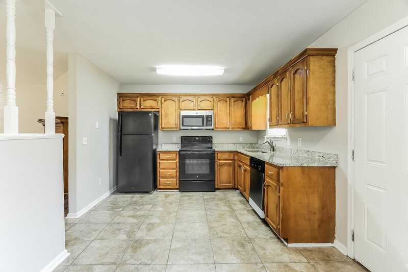 1,285/Mo, 5034 Pebble Ln Birmingham, AL 35235 Kitchen View
