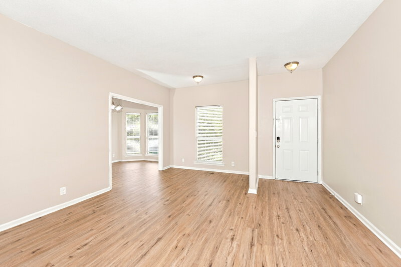 1,560/Mo, 1805 Molly Ln Birmingham, AL 35235 Living Room View 2