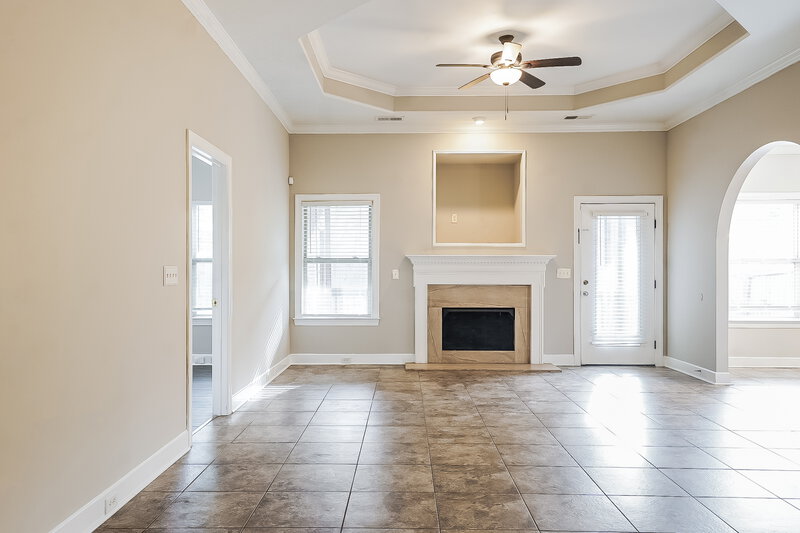 1,710/Mo, 626 Waterford Ln Calera, AL 35040 Living Room View 2