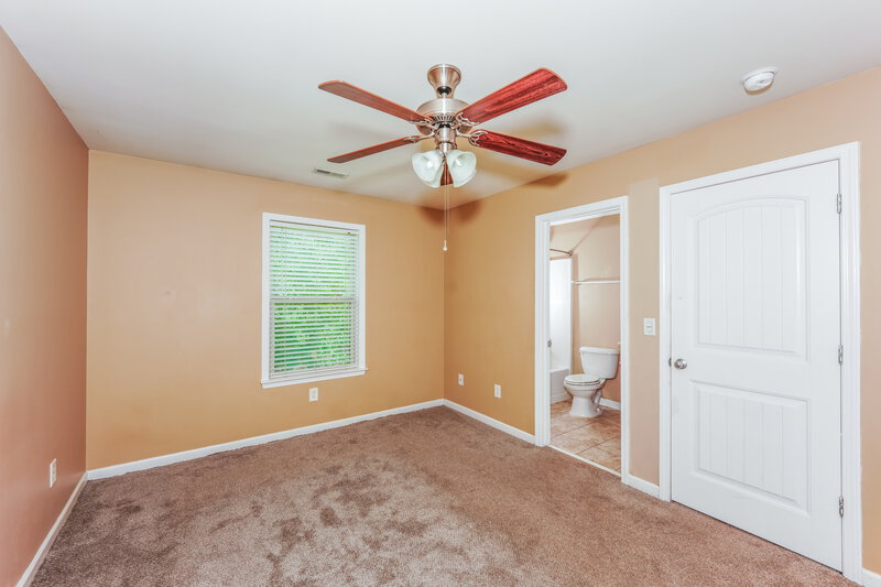 1,485/Mo, 160 Briar Ridge Ln Odenville, AL 35120 Main Bedroom View