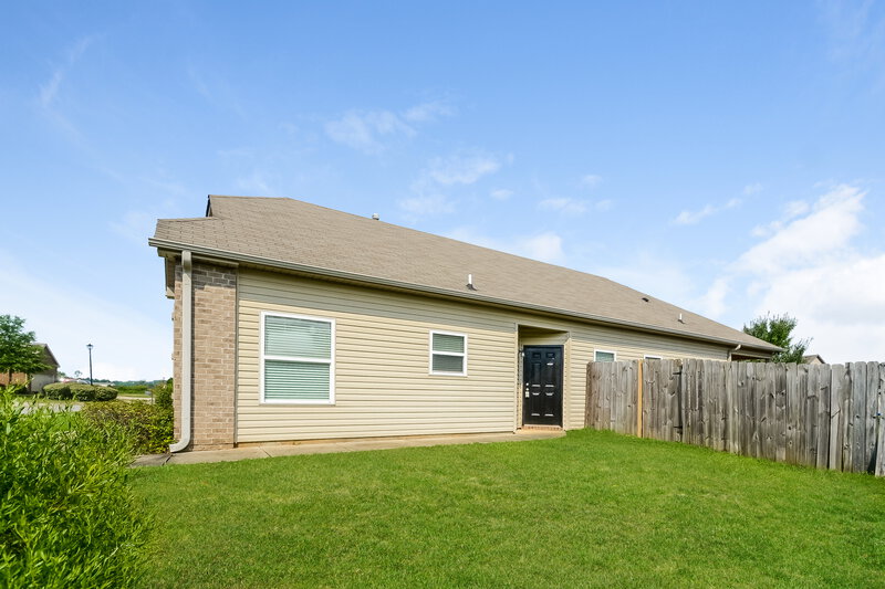 1,745/Mo, 4703 Rosser Loop Dr Bessemer, AL 35022 Rear View