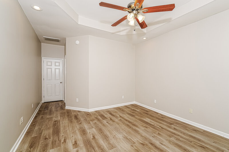 1,900/Mo, 105 Spring Pl Alabaster, AL 35007 Main Bedroom View 2