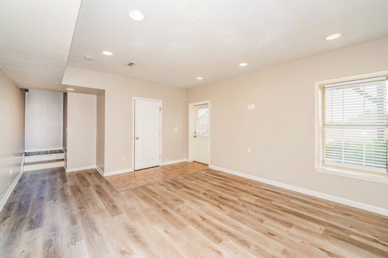 1,550/Mo, 310 Hidden Ridge Dr Odenville, AL 35120 Family Room View