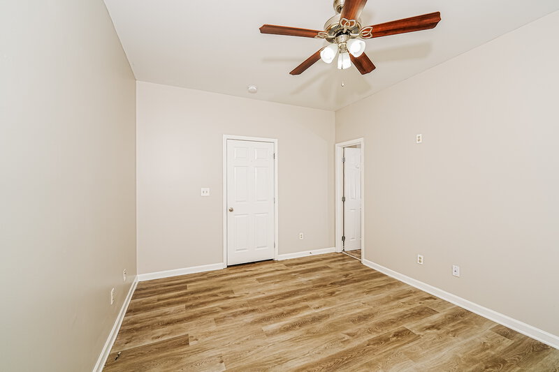 1,550/Mo, 310 Hidden Ridge Dr Odenville, AL 35120 Main Bedroom View 2