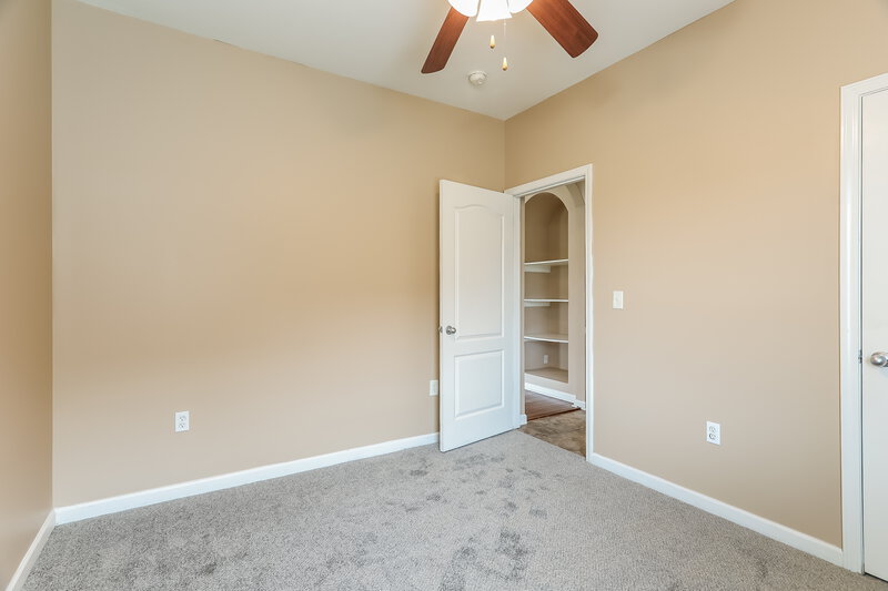 1,875/Mo, 4624 Rosser Loop Dr Bessemer, AL 35022 Bedroom View 2