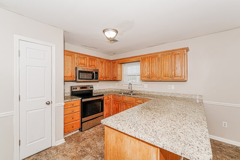 1,710/Mo, 532 Buck Creek Ln Alabaster, AL 35007 Kitchen View