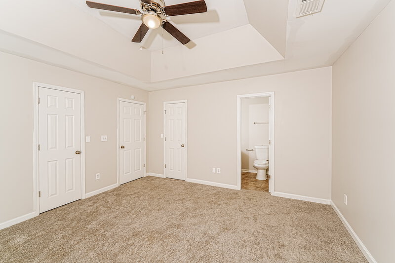 1,710/Mo, 532 Buck Creek Ln Alabaster, AL 35007 Main Bedroom View