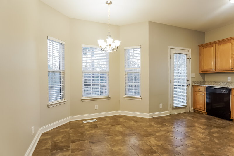 1,340/Mo, 425 Levine Rd Odenville, AL 35120 Dining Room View