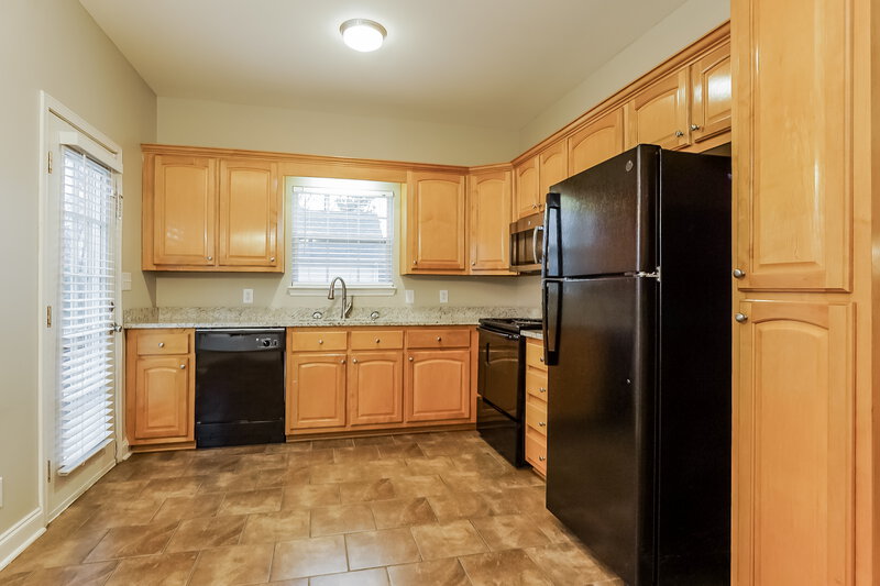1,340/Mo, 425 Levine Rd Odenville, AL 35120 Kitchen View 2