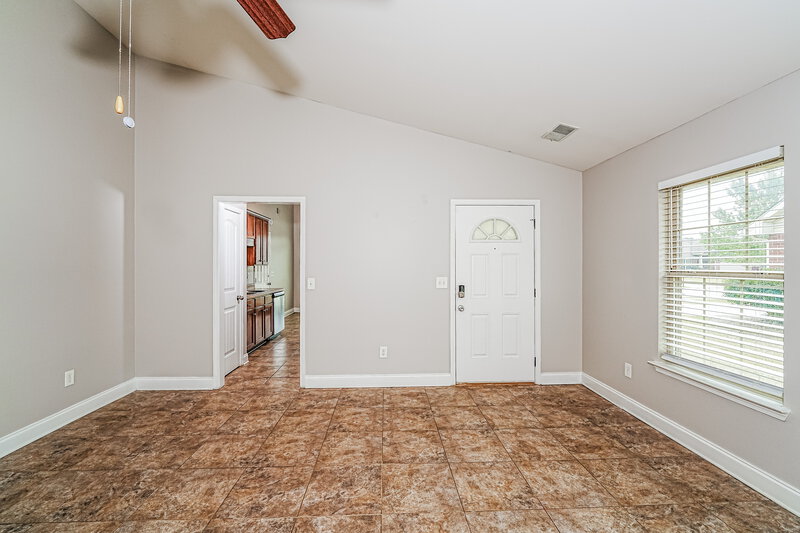 1,500/Mo, 45 Clover St Odenville, AL 35120 Living Room View