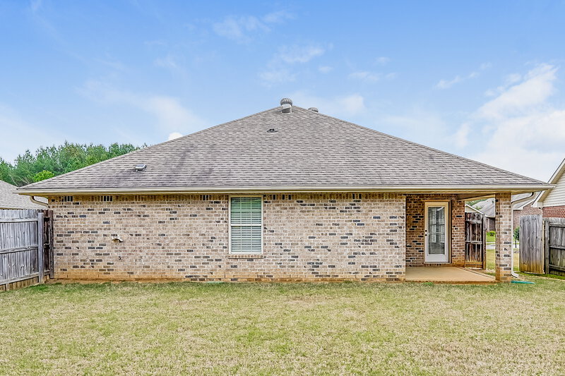 1,500/Mo, 45 Clover St Odenville, AL 35120 Rear View