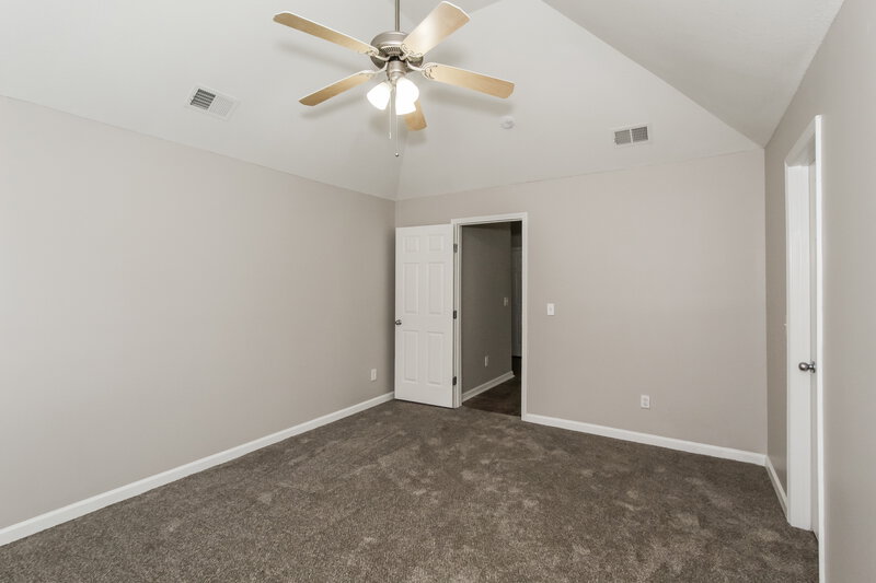 1,600/Mo, 113 Ashby St Calera, AL 35040 Main Bedroom View