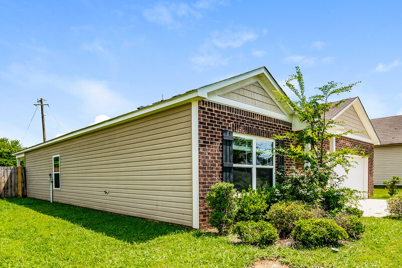 1,930/Mo, 7063 Glenwood Ln Moody, AL 35004 Front View