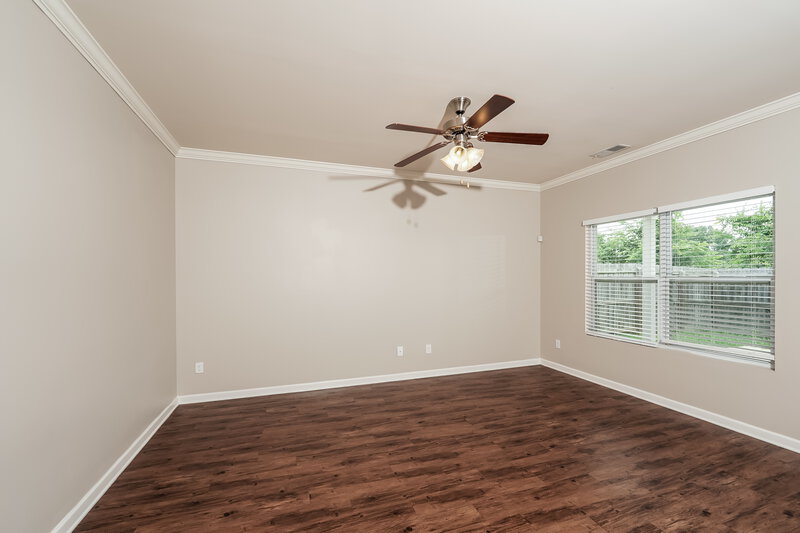 1,930/Mo, 7063 Glenwood Ln Moody, AL 35004 Living Room View