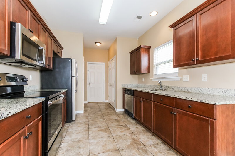1,635/Mo, 2122 Timberline Dr Calera, AL 35040 Kitchen View