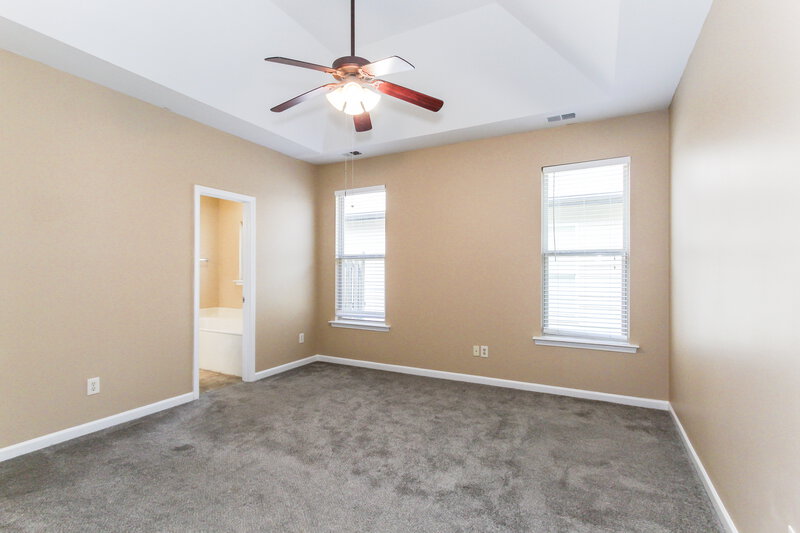 1,635/Mo, 2122 Timberline Dr Calera, AL 35040 Main Bedroom View