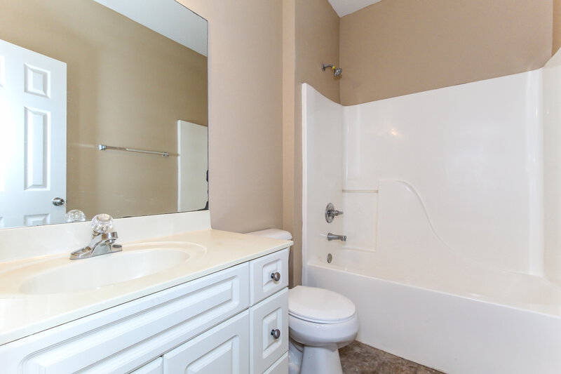 1,635/Mo, 2122 Timberline Dr Calera, AL 35040 Bathroom View