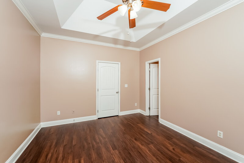 3,350/Mo, 5707 Park Side Rd Birmingham, AL 35244 Main Bedroom View 2
