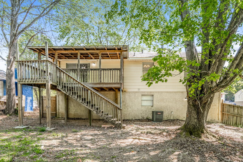 1,690/Mo, 2524 Daly Dr Birmingham, AL 35235 Rear View