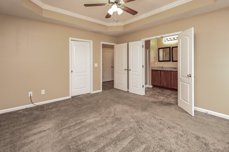 1,695/Mo, 6062 Kensington Way Calera, AL 35040 Main Bedroom View 3