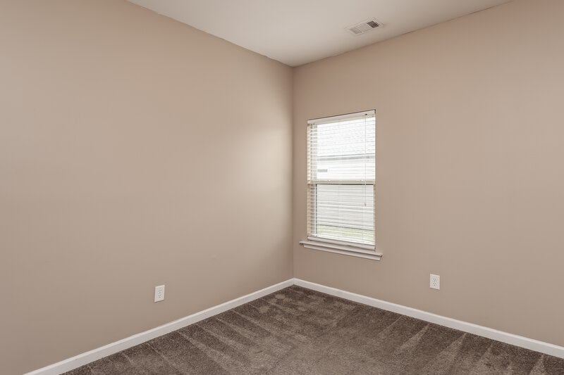 1,695/Mo, 6062 Kensington Way Calera, AL 35040 Bedroom View 5