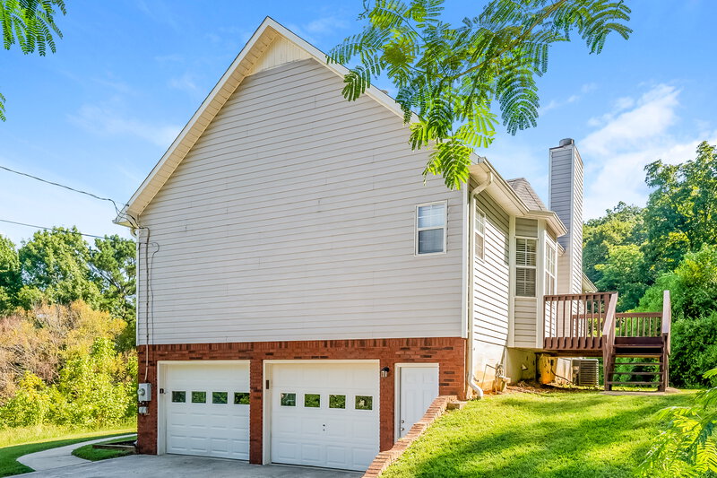 2,200/Mo, 5041 Pebble Ln Birmingham, AL 35235 Side View