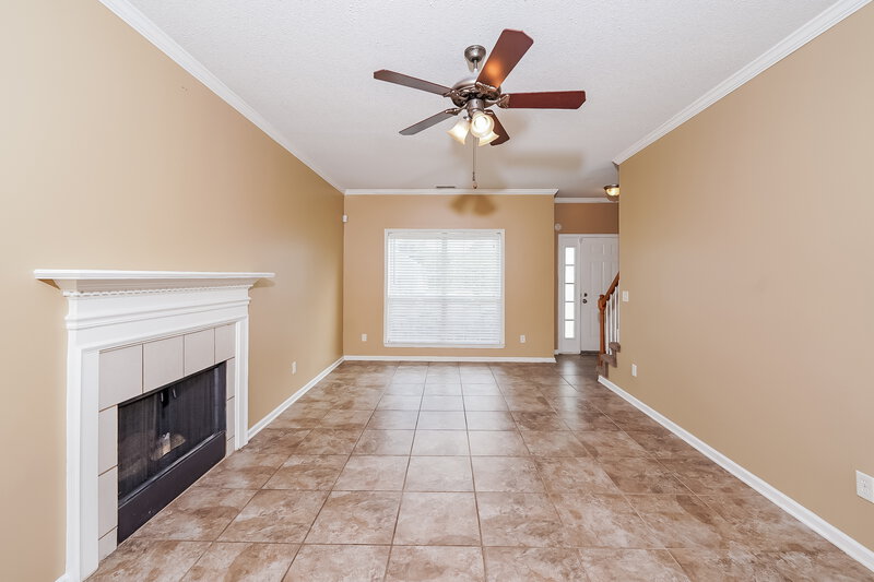2,660/Mo, 5505 Leighaven Way Pinson, AL 35126 Living Room View 3