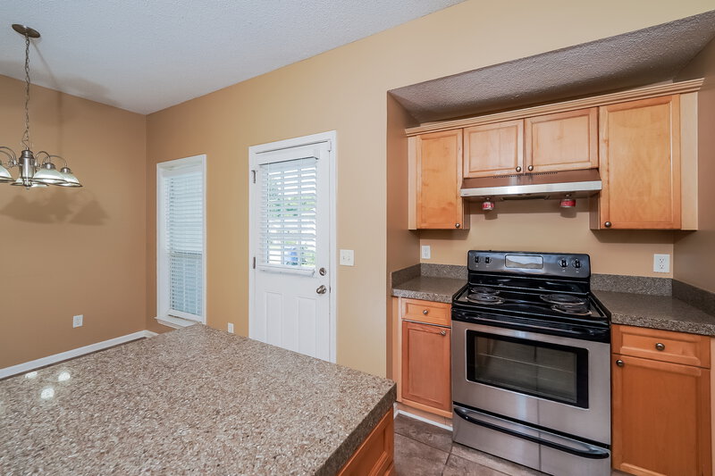2,660/Mo, 5505 Leighaven Way Pinson, AL 35126 Kitchen View 3