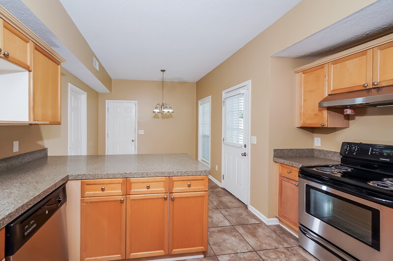 2,660/Mo, 5505 Leighaven Way Pinson, AL 35126 Kitchen View 4