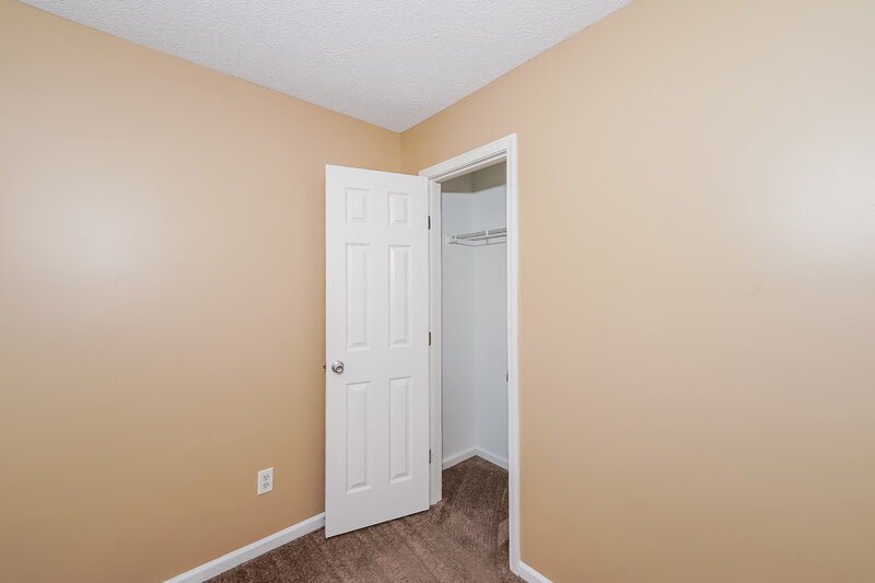 2,660/Mo, 5505 Leighaven Way Pinson, AL 35126 Bedroom View 5