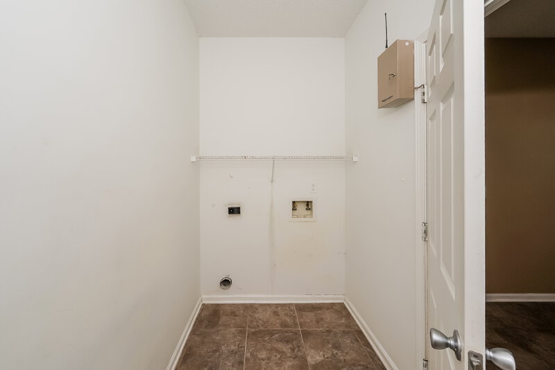 2,660/Mo, 5505 Leighaven Way Pinson, AL 35126 Closet View