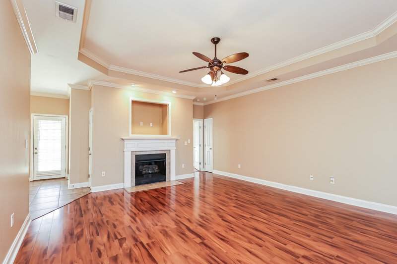 2,360/Mo, 2045 Highview Way Calera, AL 35040 Living Room View