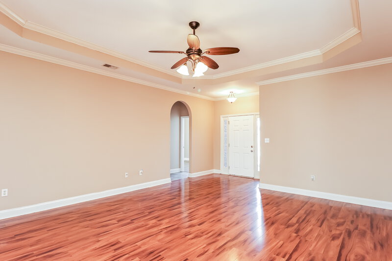 2,360/Mo, 2045 Highview Way Calera, AL 35040 Living Room View 3