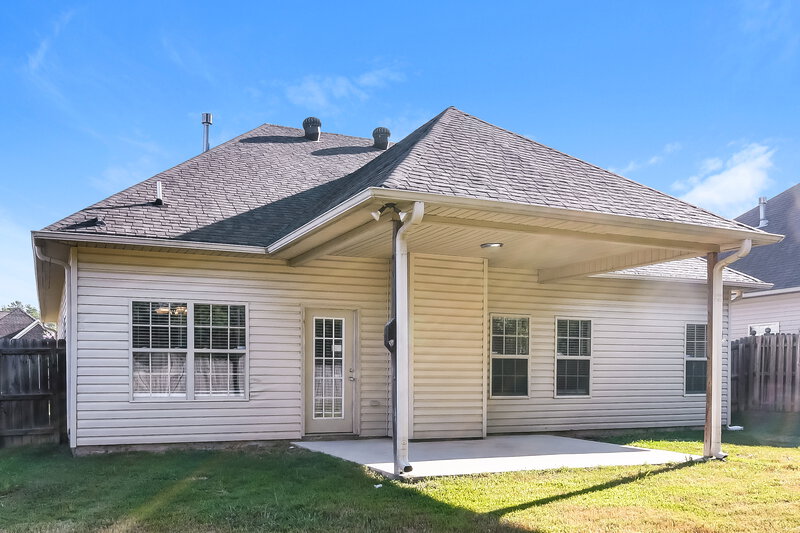 630 Waterford Ln Calera, AL 35040 Progress Residential