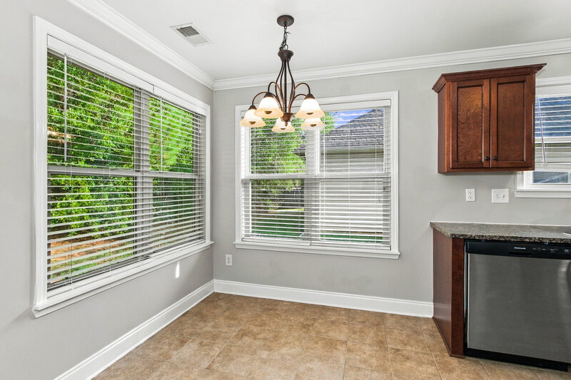 1,570/Mo, 141 Stonebriar Dr Calera, AL 35040 Dining Room View