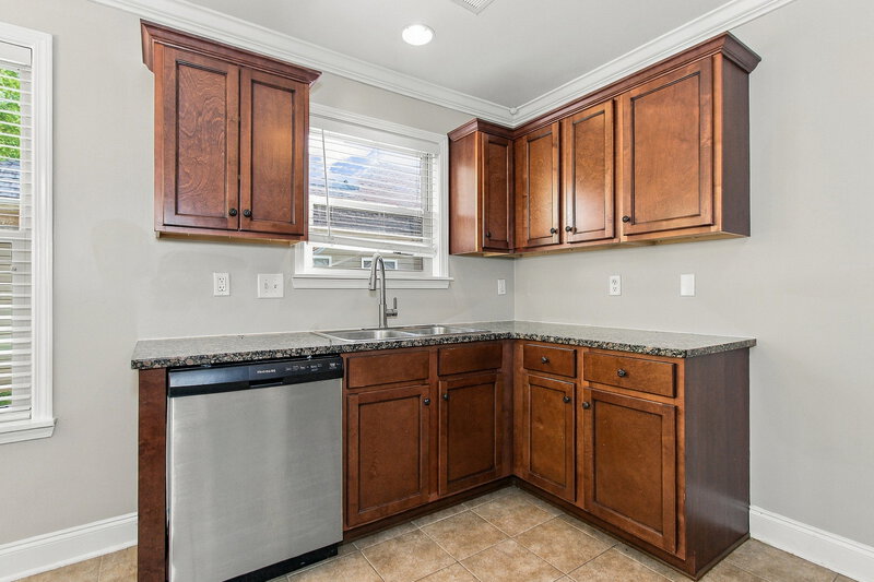1,570/Mo, 141 Stonebriar Dr Calera, AL 35040 Kitchen View